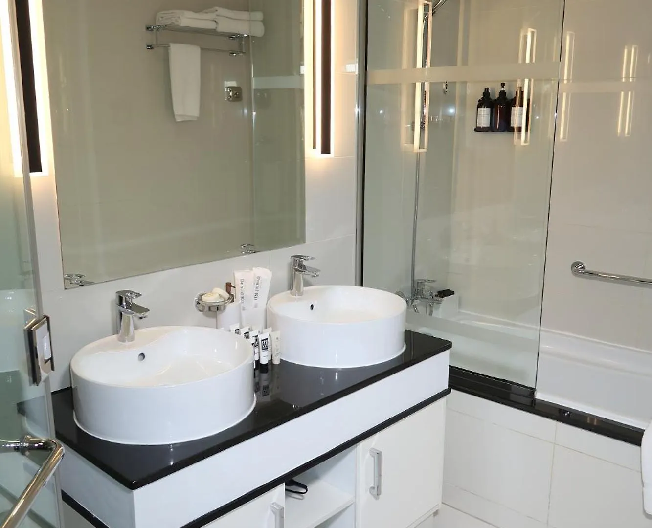 Damac Maison Mall Street, 2Min To Dubai Mall, Downtown Dubai 0*,