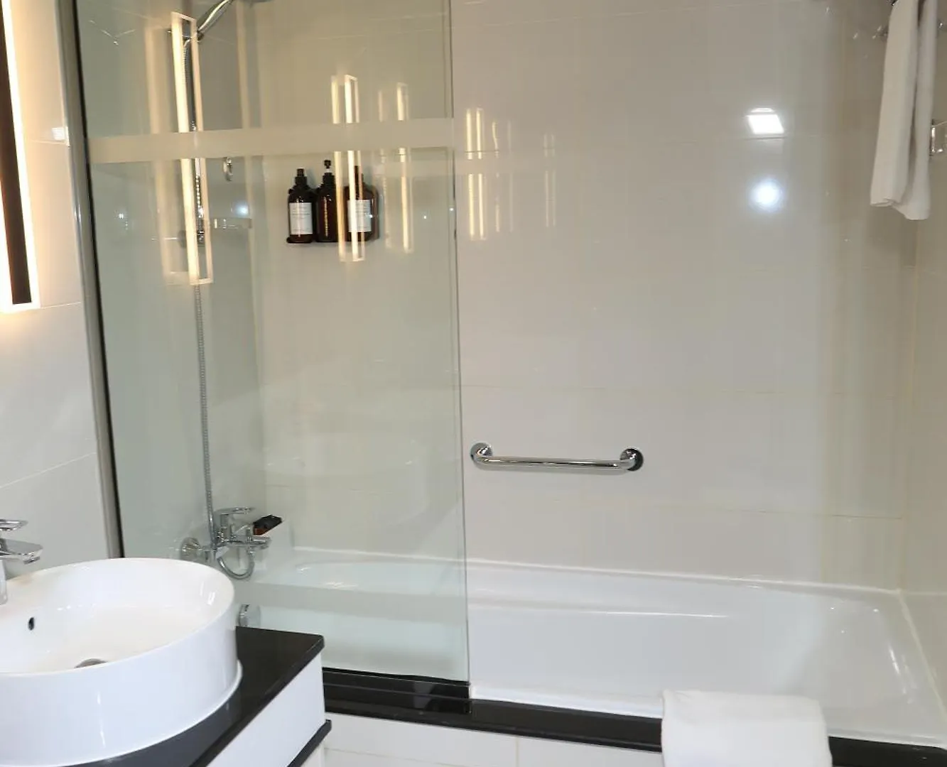 Damac Maison Mall Street, 2Min To Dubai Mall, Downtown Dubai Apartment
